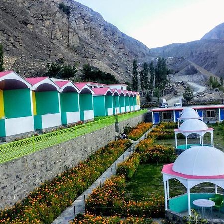 Hotel Mountain Lodge Skardu Eksteriør billede