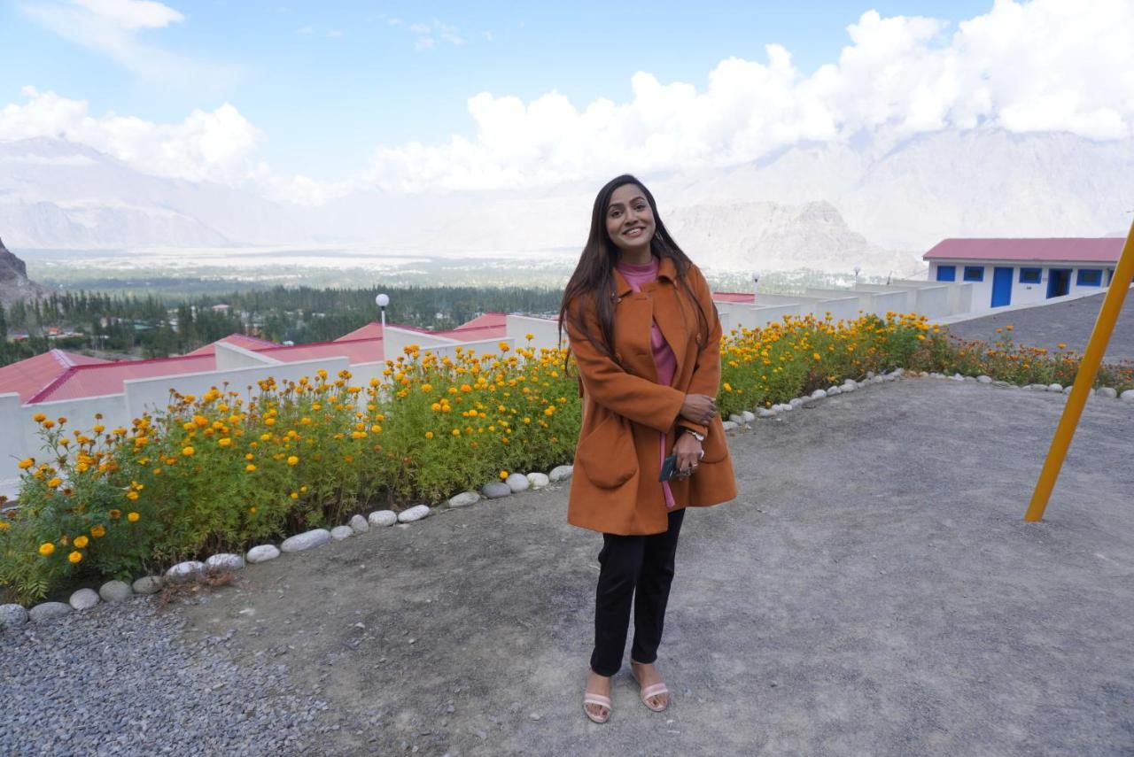 Hotel Mountain Lodge Skardu Eksteriør billede
