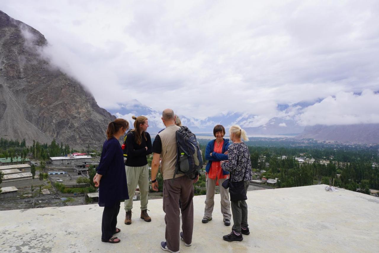 Hotel Mountain Lodge Skardu Eksteriør billede