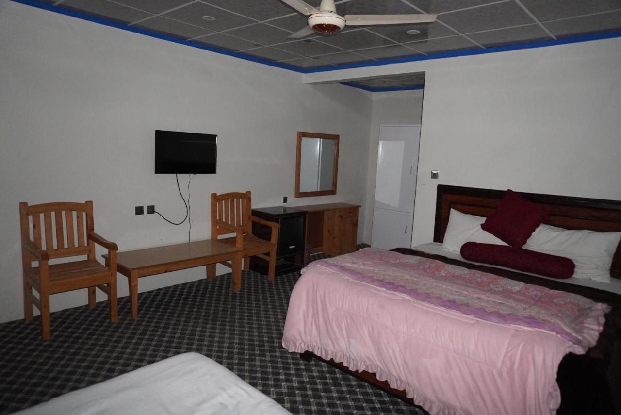 Hotel Mountain Lodge Skardu Eksteriør billede