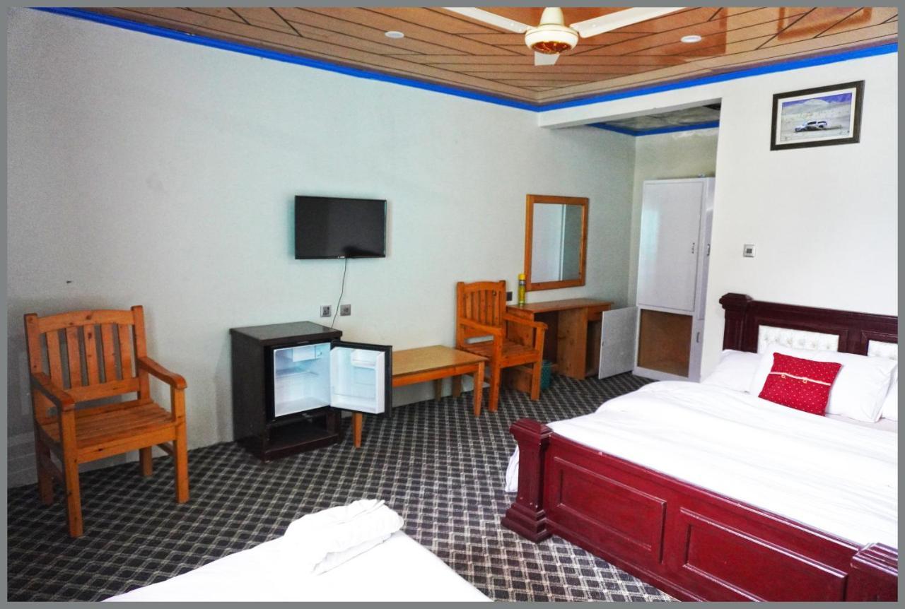 Hotel Mountain Lodge Skardu Eksteriør billede