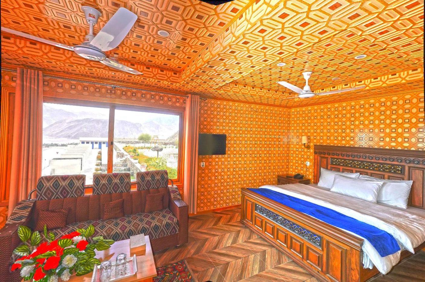 Hotel Mountain Lodge Skardu Eksteriør billede